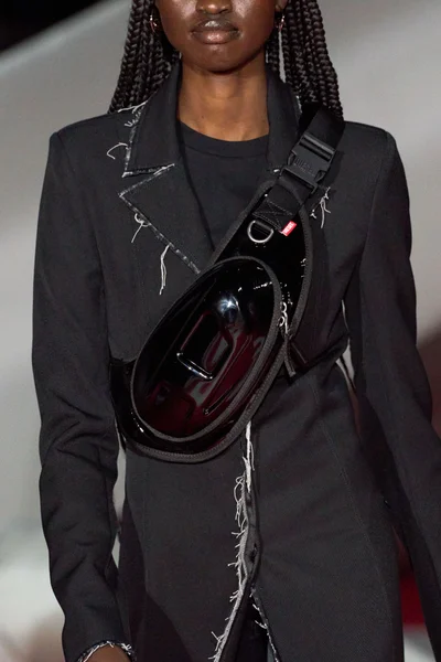 Look 57